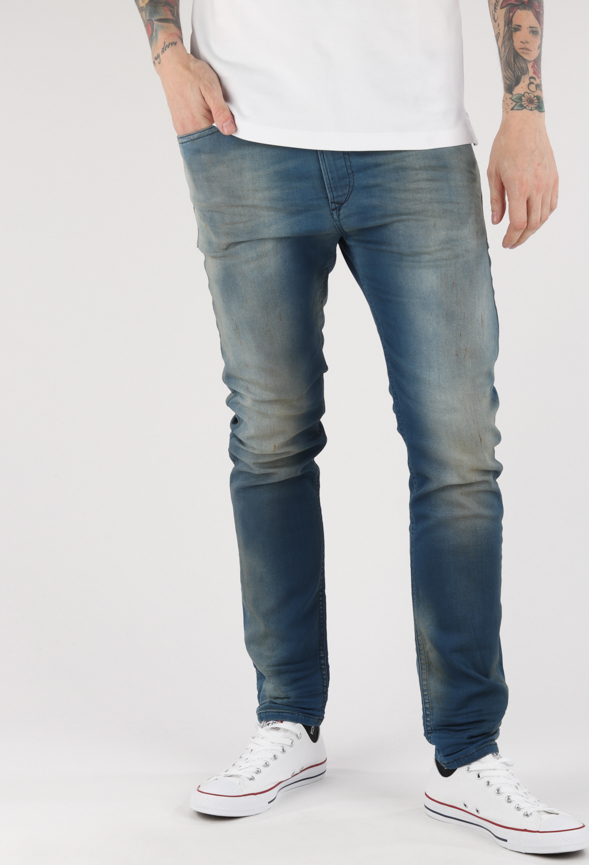 de186d1f-8992-402f-9ac3-055b41955f76-f558176e0a